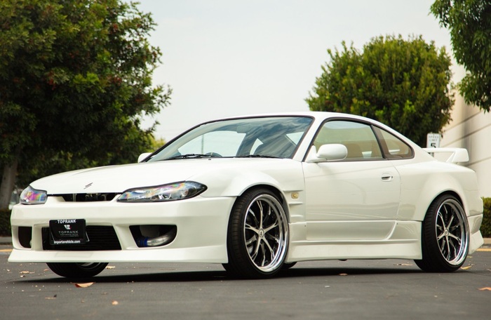 Nissan Silvia S15 обладает облегченным кузовом/ Фото: dealeraccelerate.com