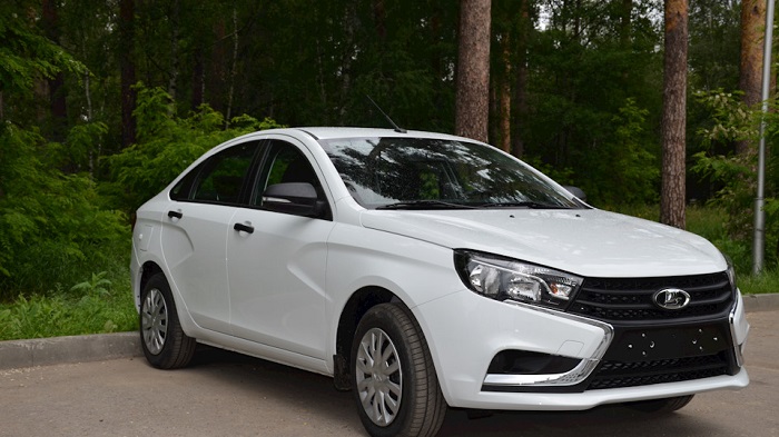 Lada Vesta до рестайлинга стоит чуть более 1 млн рублей/ Фото: drive2.ru