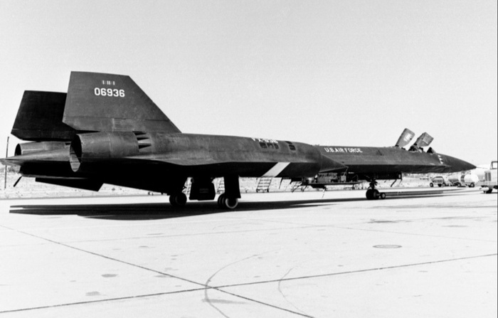 YF-12 Lockheed стал базовым самолетом для создания SR-71 Blackbird/ Фото: militarymachine.com