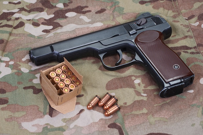 Пистолет Стечкина в советской армии использовали совместно с пистолетом Макарова/ Фото: maximonline.ru