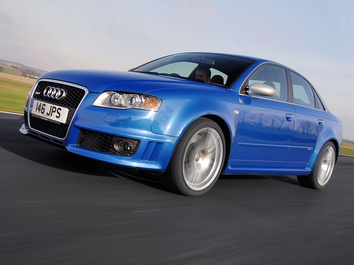 Audi RX4 разгоняется до 100 км/ч за 4,8 секунды/ Фото: avtorinok.ru