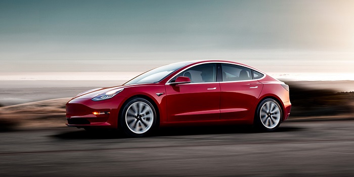 Электрический седан Tesla Model 3/ Фото: autonews.ru