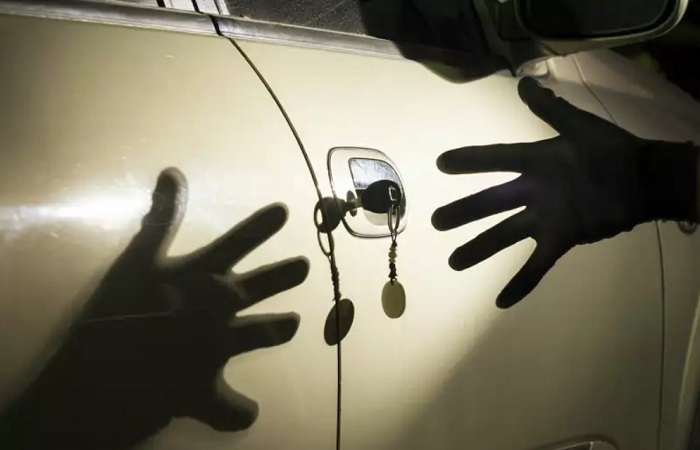 Как помешать злоумышленникам угнать машину?/ Фото: zr.ru