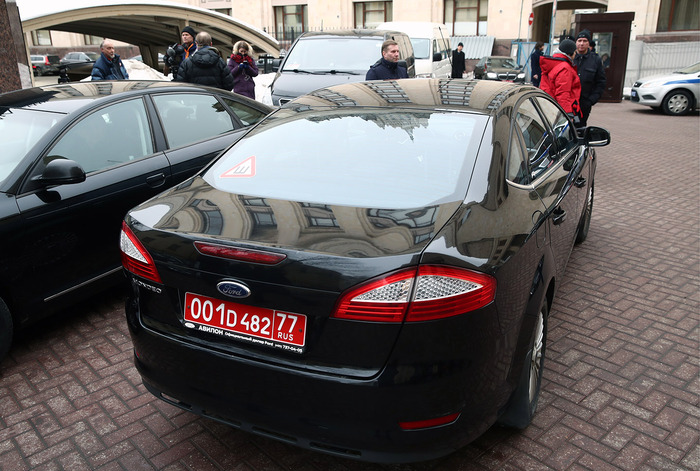 Для получения красных номеров нужны особые документы