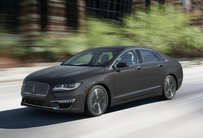 Комплектующие для Lincoln MKZ нужно заказывать в других странах/ Фото: auto.ru