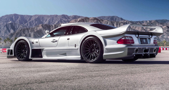 Mercedes-Benz CLK GTR Super Sport 2002 года/ Фото: supercars.net