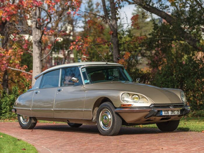 Citroen DS называли «Богиней»/ Фото: drjlt.com