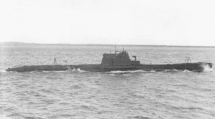 Порно британская военнослужащая на подводной лодке