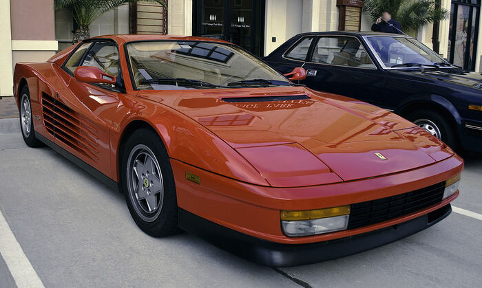 Ferrari Testarossa выпустили тиражом 10 тыс. машин/ Фото: wikimedia.org