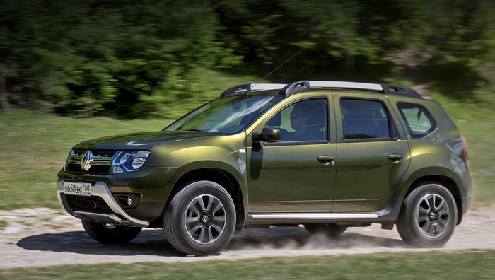 Renault Duster может быть снабжен «механикой» или «автоматом»