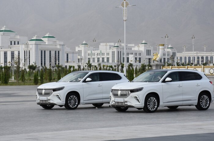 В Туркменистане нельзя ездить на автомобилях черного цвета/ Фото: daryo.uz