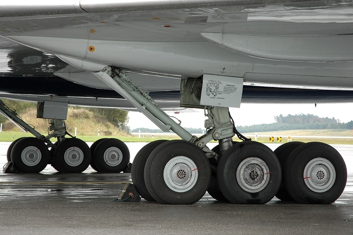 Шасси нового советского самолета