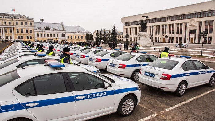 Машины российской полиции/ Фото: kp40.ru