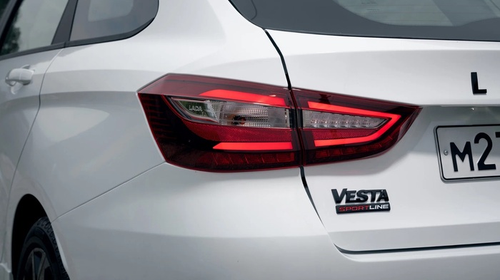 Стоимость Lada Vesta Sportline составляет 2 175 900 рублей/ Фото: auto.ru
