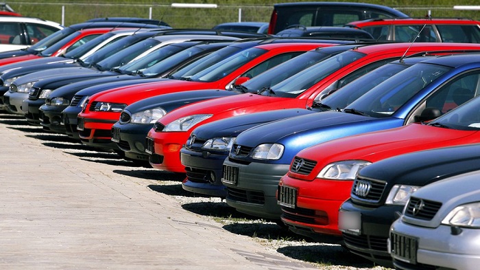 Россию может ожидать дефицит автомобилей. / Фото: tarantas.news
