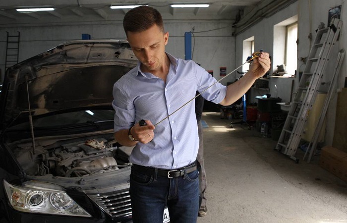 Как проверить двигатель покупаемого автомобиля?/ Фото: expressmotors.ru