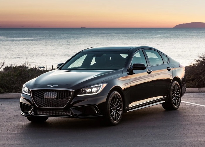 Genesis G80 2019 года можно приобрести за 2,6 млн рублей/ Фото: zcarz.ru