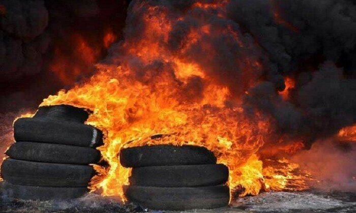 Так может пахнуть перегрев колодок или контакт проводки с горячим мотором. Фото: zavodfoto.livejournal.com