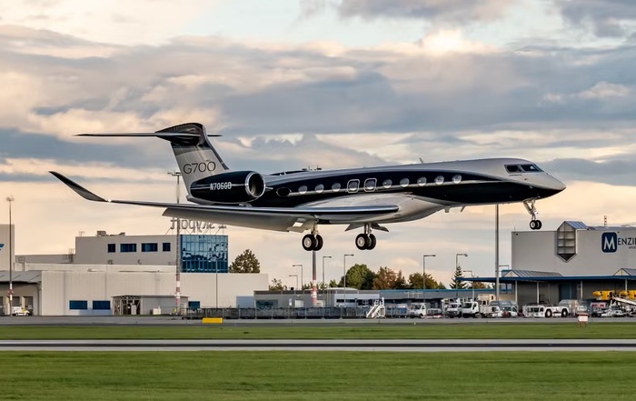 Gulfstream G700ER стоил Безосу 80 млн долларов Gulfstream G700ER стоил Безосу 80 млн долларов
