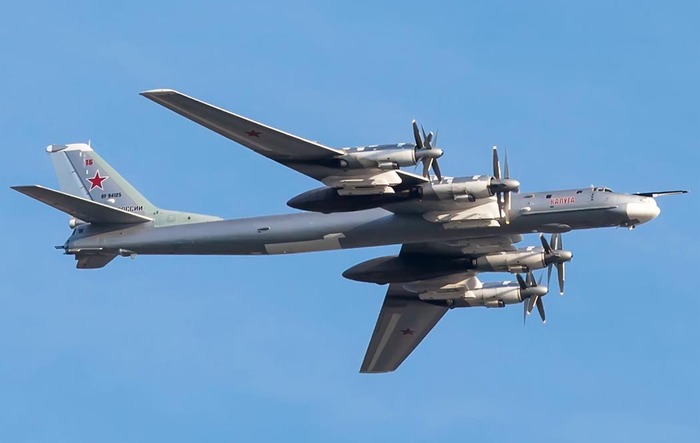 Ту-95МС впервые поднялся в воздух в 1952 году