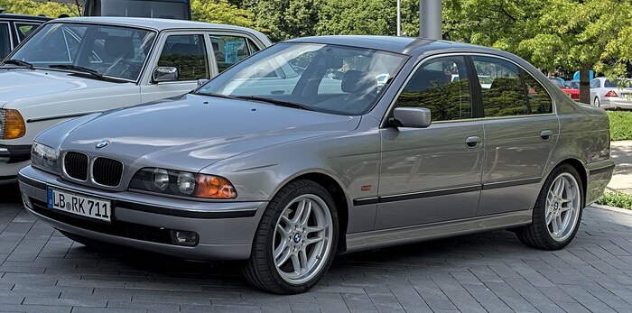 Кузов BMW E39 имеет хорошую защиту от ржавчины