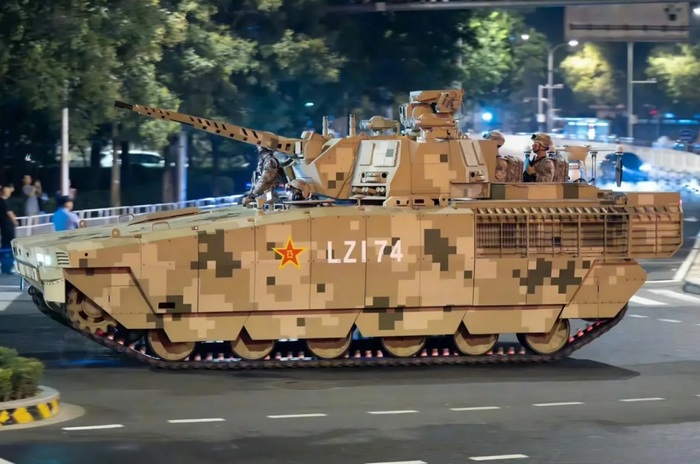 Танк  Type-100 весит порядка 40 тонн. Фото: topwar.ru