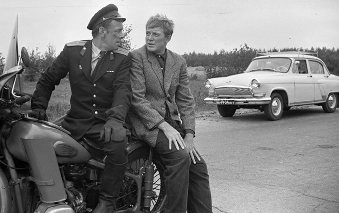 ГАЗ-21 «Волга» был снабжен двигателем объемом 2,5 литра ГАЗ-21 «Волга» был снабжен двигателем объемом 2,5 литра