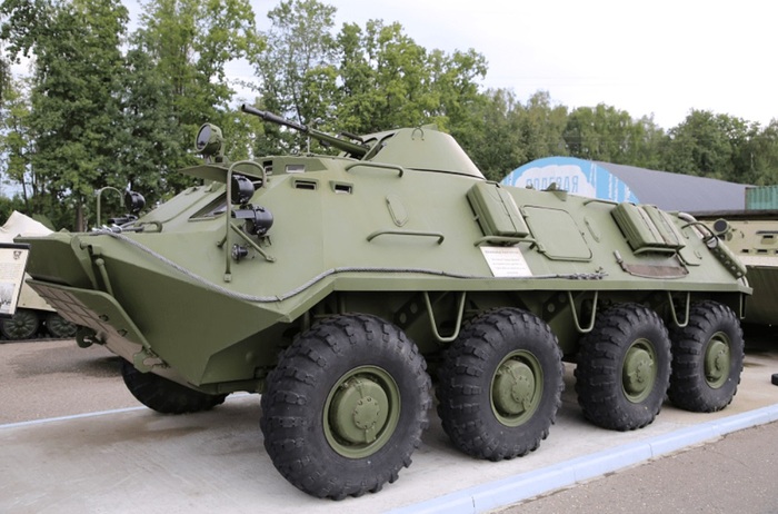 Переделка БТР-60 оказалась слишком дорогой, и проект был закрыт Переделка БТР-60 оказалась слишком дорогой, и проект был закрыт