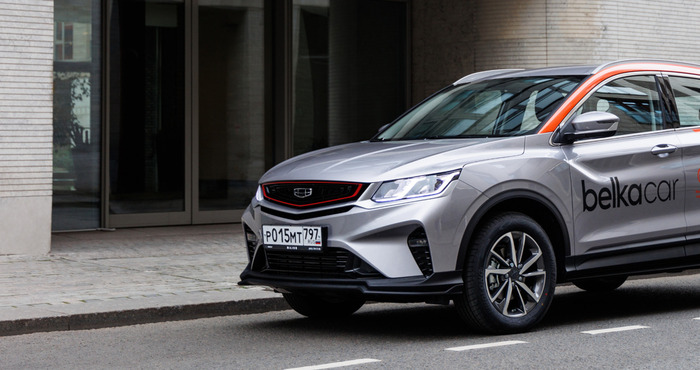 Машина в каршеринге также может быть сильно изношенной Машина в каршеринге также может быть сильно изношенной