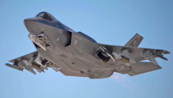 В F-35 Lightning II сделан акцент на многофункциональность и сетевую интеграцию