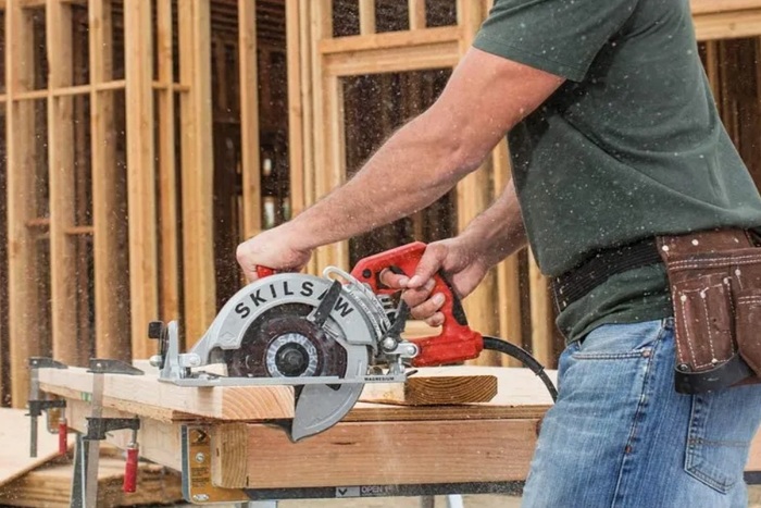 При выборе циркулярной пилы очень важно качество диска