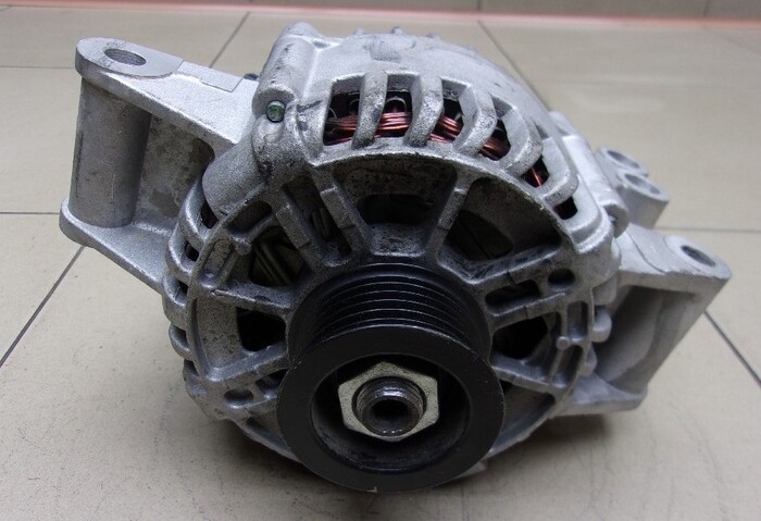 Фирменные запчасти имеют более аккуратный вид. Фото: zapcar.ru Фирменные запчасти имеют более аккуратный вид. Фото: zapcar.ru