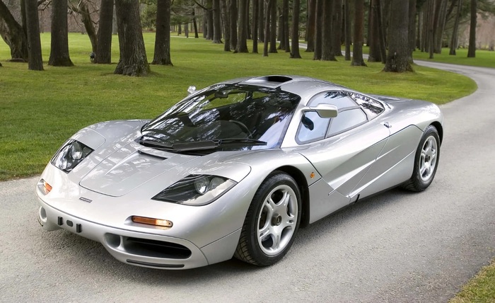 McLaren F1 был построен в 1992 году