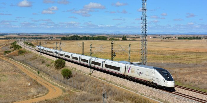 Talgo Avril, гибкий и легкий. Фото: usercontent.one