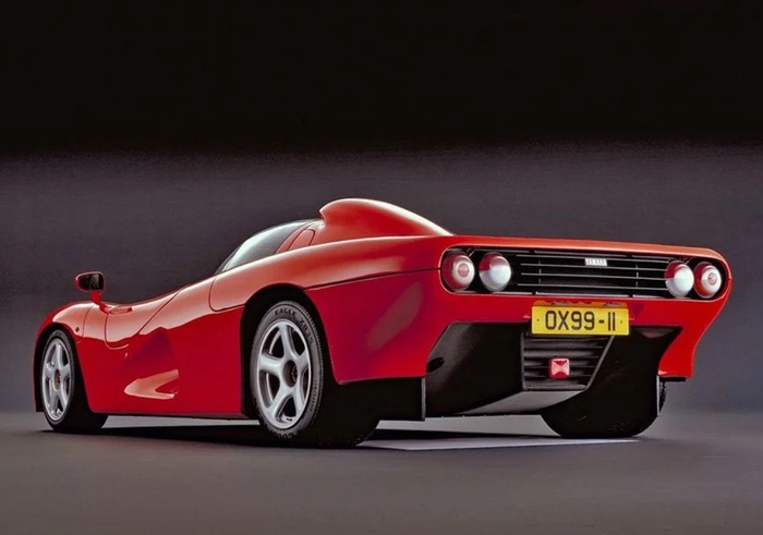 Внешне Yamaha OX99-11 напоминал инопланетный объект