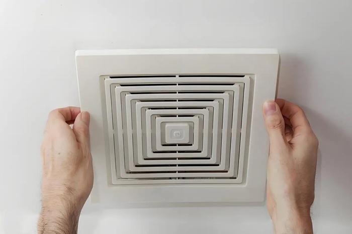 Замена и установка нового вытяжного вентилятора в ванной комнате