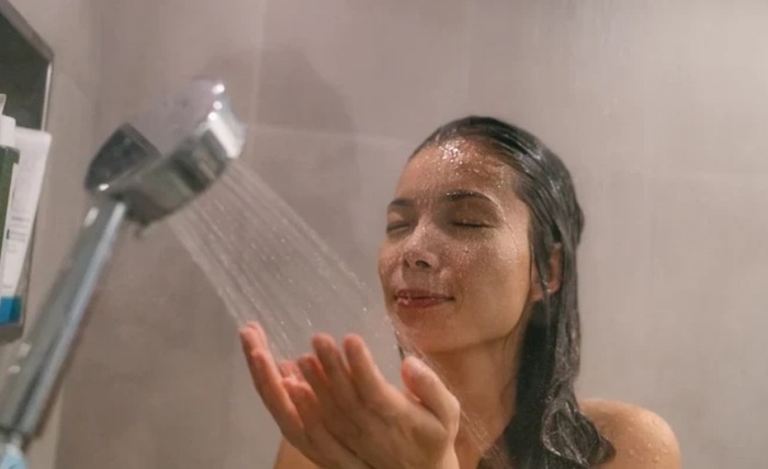 Насадка на душ может изменить напор воды