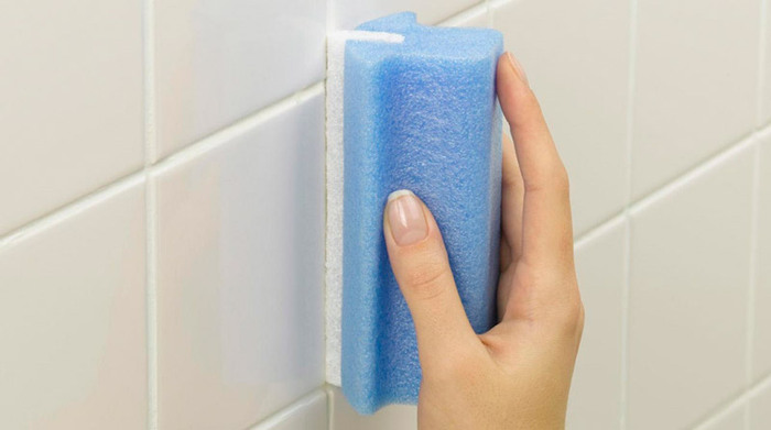 Перекрывать швы при наличии плесени – обрекать ванную на капитальный ремонт