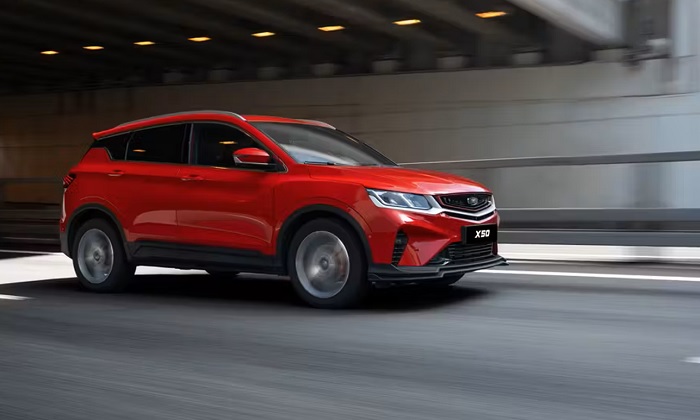 Расход топлива в кроссовере может составить 6-10 литров на 100 км Расход топлива в кроссовере может составить 6-10 литров на 100 км