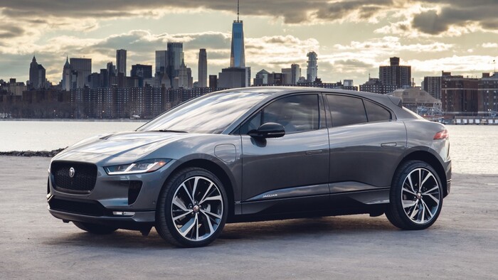   Jaguar I-Pace  470 