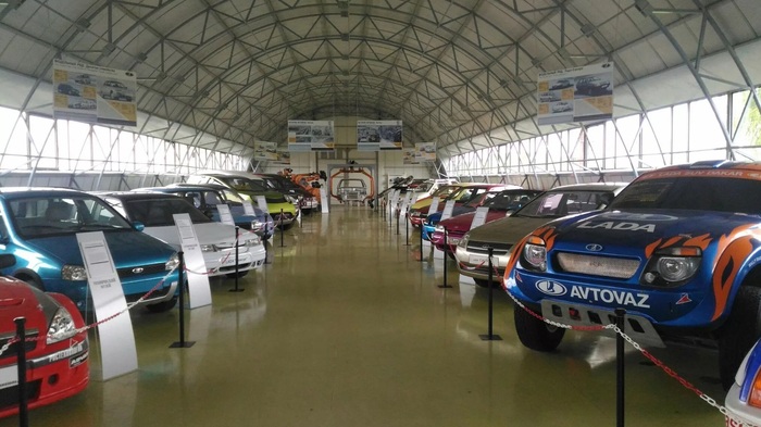 В музее АВТОВАЗа можно полюбоваться отечественными автомобилями. Фото: academy.raceonepro.ru