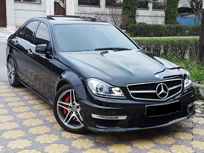 Mercedes-Benz C-Class W204, крепкий «немец» с умеренным расходом топлива