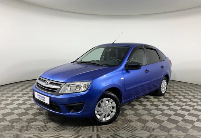 Лада Гранта, вместительная и экономичная