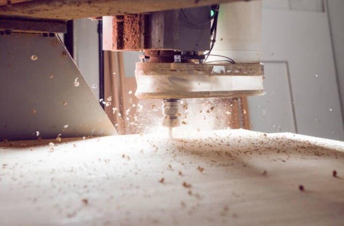 Фрезеры могут заменить сразу несколько устройств для работы по дереву