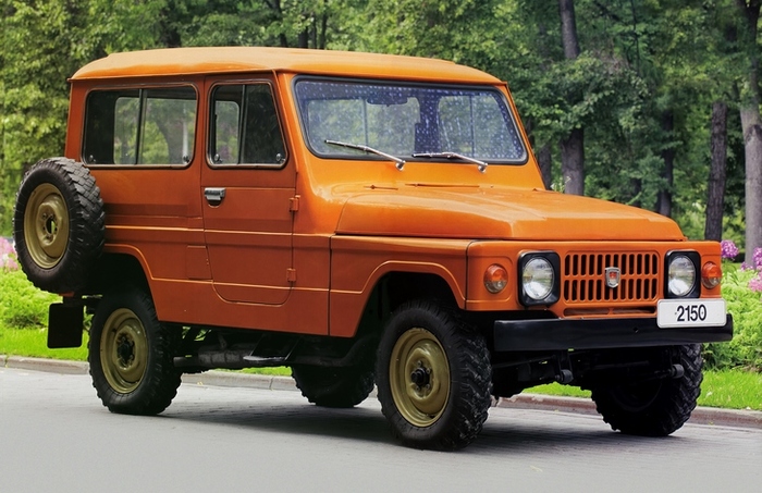 Москвич-2150 напоминает внешне американский джип Willys/ Фото: wroom.ru