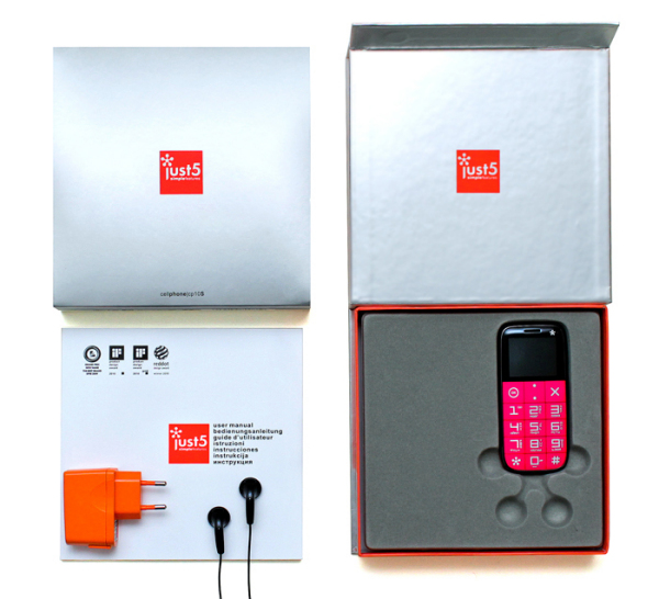 Мобильный телефон Just5 CP10S - телефон-пришелец с нетривиальным подходом к дизайну