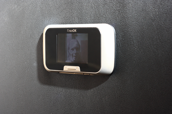 BB-mobile «ГлазОК»: сделай дверь своей квартиры глазастой