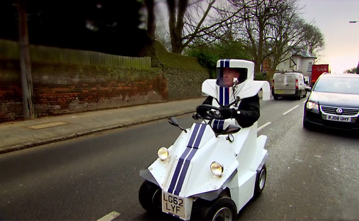 Видео-тест: самый маленький автомобиль в мире P45