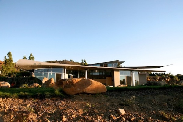 Malibu Home: дом, построенный из частей самолета Boeing 747-200