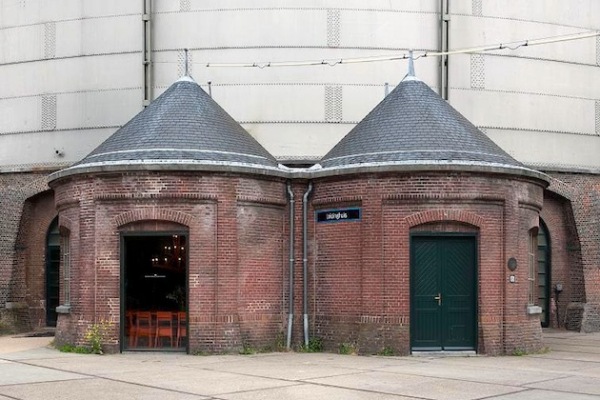Westergasfabriek: отель в бывшем газоперерабатывающем заводе в Амстердаме
